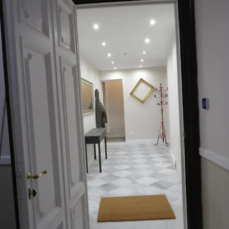 Frame House 피렌체