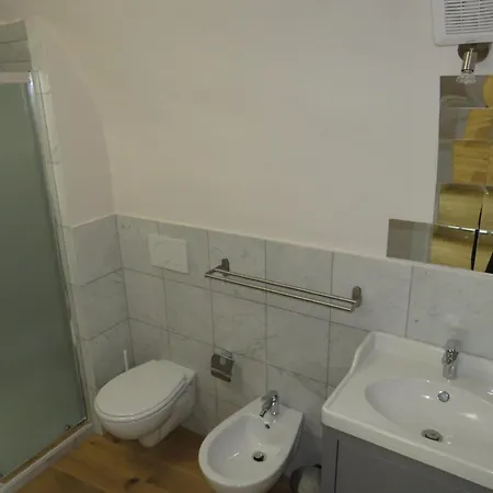 Frame House 피렌체