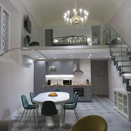 Frame House Apartman