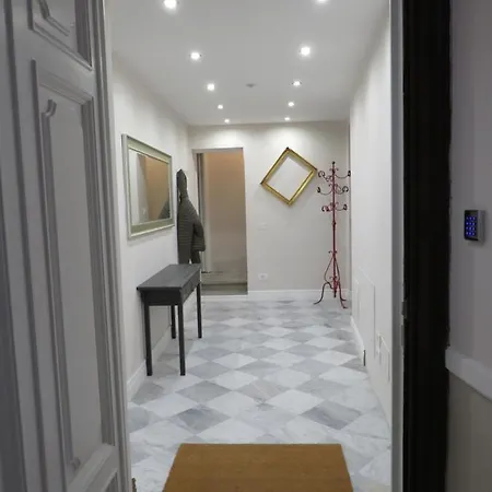 Frame House Apartment Florenz