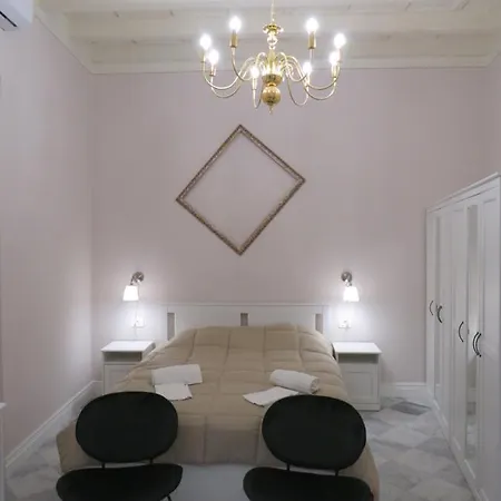 Frame House Apartment