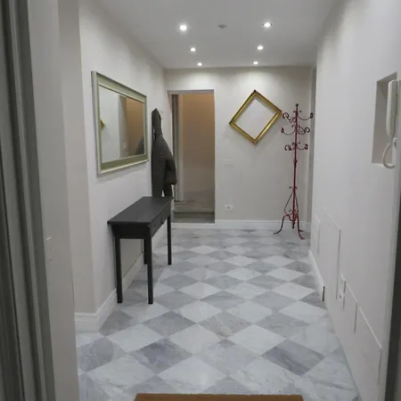 Frame House Apartment Florenz